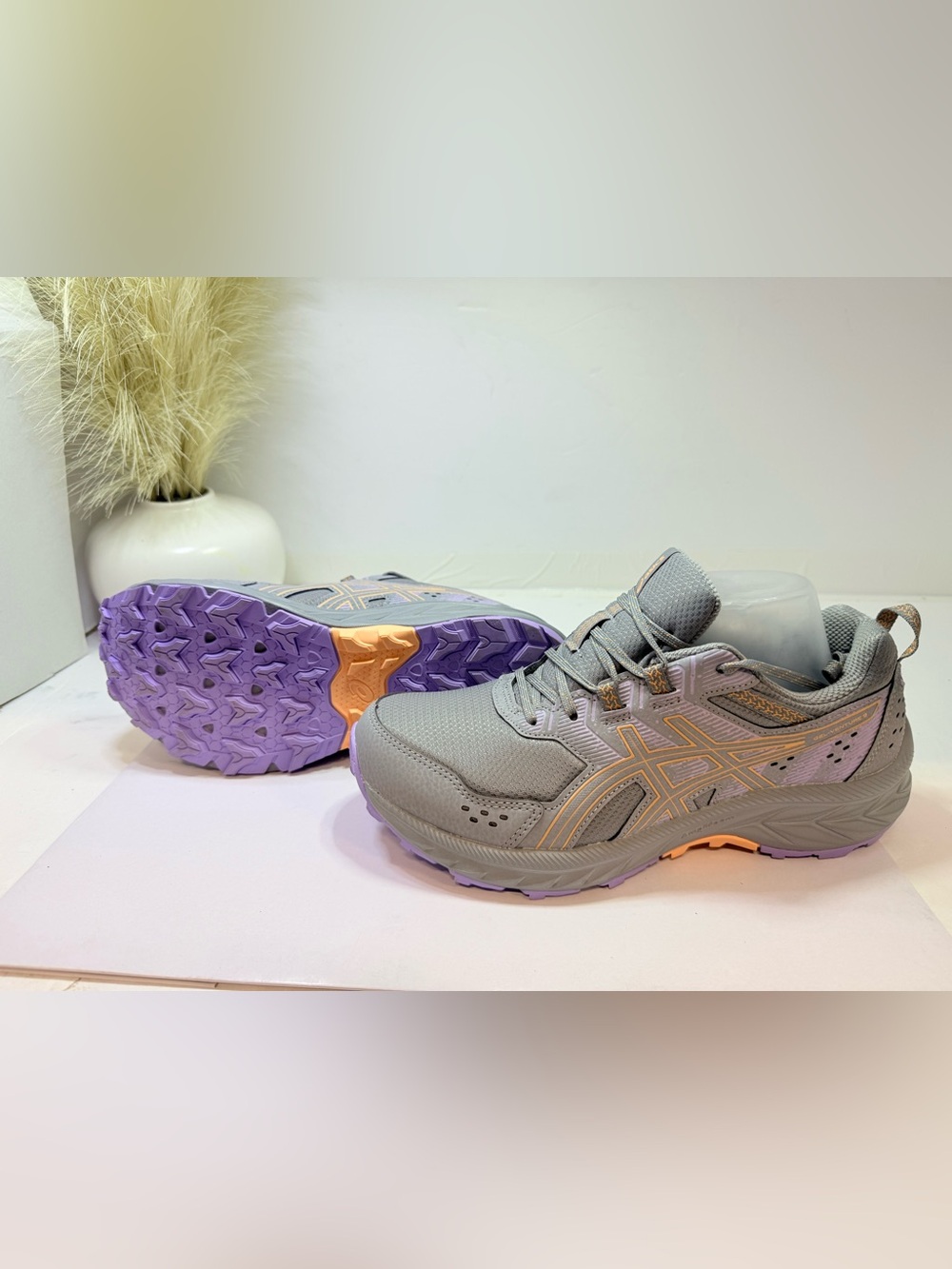 106. ASICS Gel Venture 9 Women's 8.5